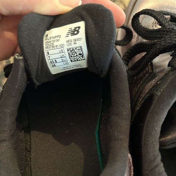 New Balance 574 Classic Metallic Sneaker Nite Tide Sz 9 Limited Edition HTF - Picture 5 of 6